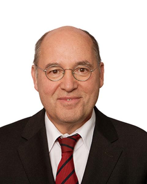 PETER HUEMER IM GESPRÄCH MIT ... GREGOR GYSI